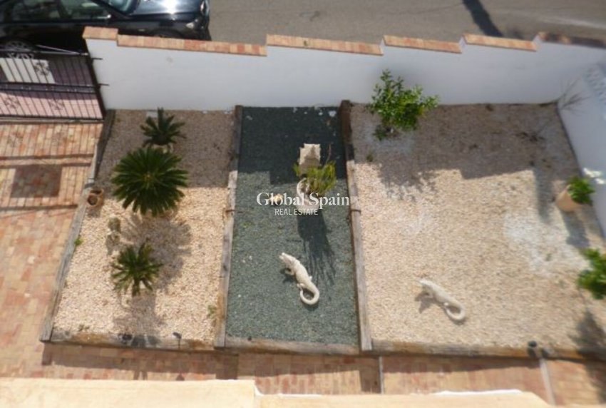 Wiederverkauf - VILLA -
VILLAMARTÍN - Costa Blanca