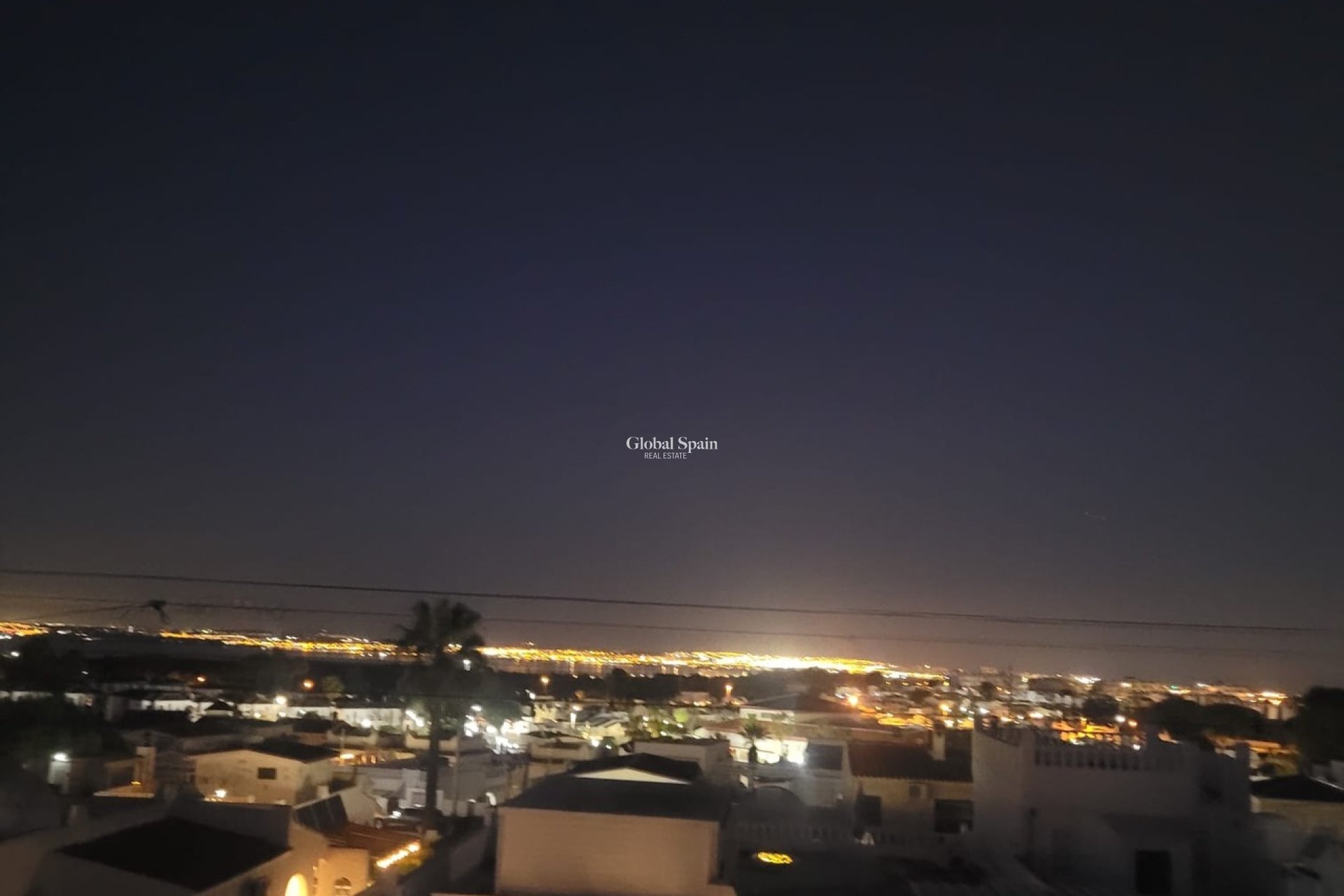 Wiederverkauf - VILLA -
VILLAMARTÍN - Costa Blanca