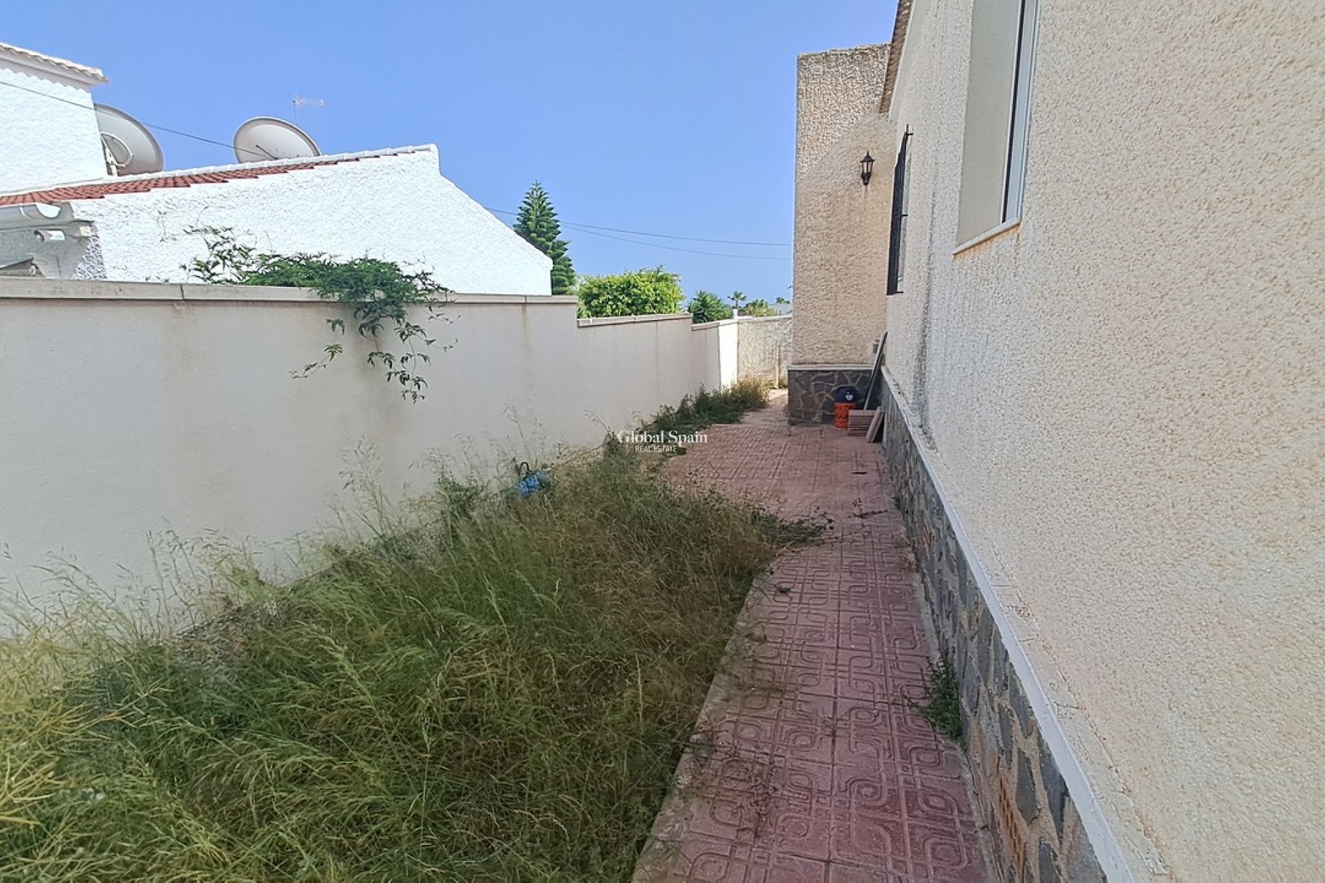 Wiederverkauf - VILLA -
VILLAMARTÍN - Costa Blanca