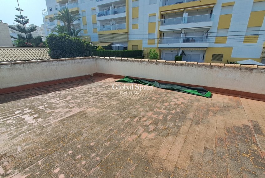 Wiederverkauf - VILLA -
VILLAMARTÍN - Costa Blanca