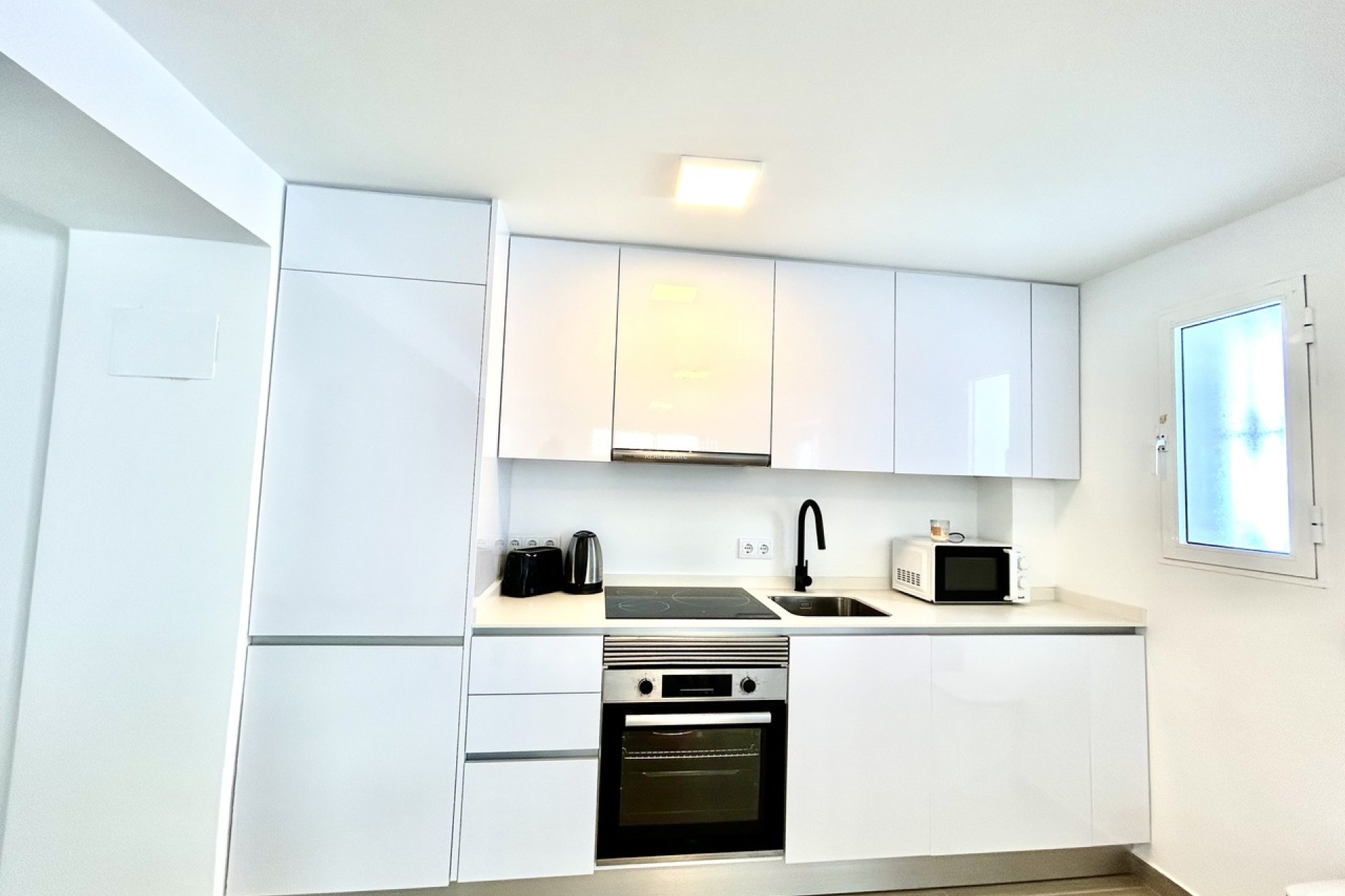 Wiederverkauf - VILLA -
VILLAMARTÍN - Costa Blanca