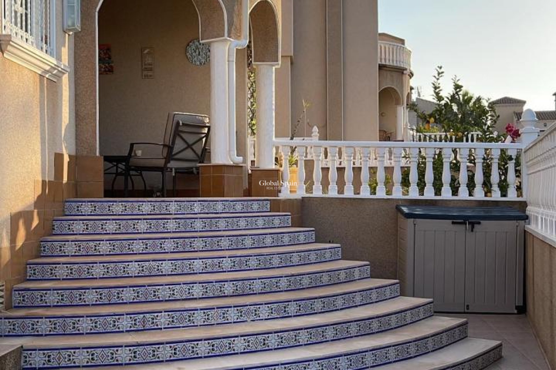 Wiederverkauf - VILLA -
VILLAMARTÍN - Costa Blanca