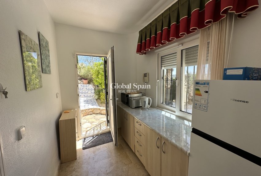 Wiederverkauf - VILLA -
VILLAMARTÍN - Costa Blanca