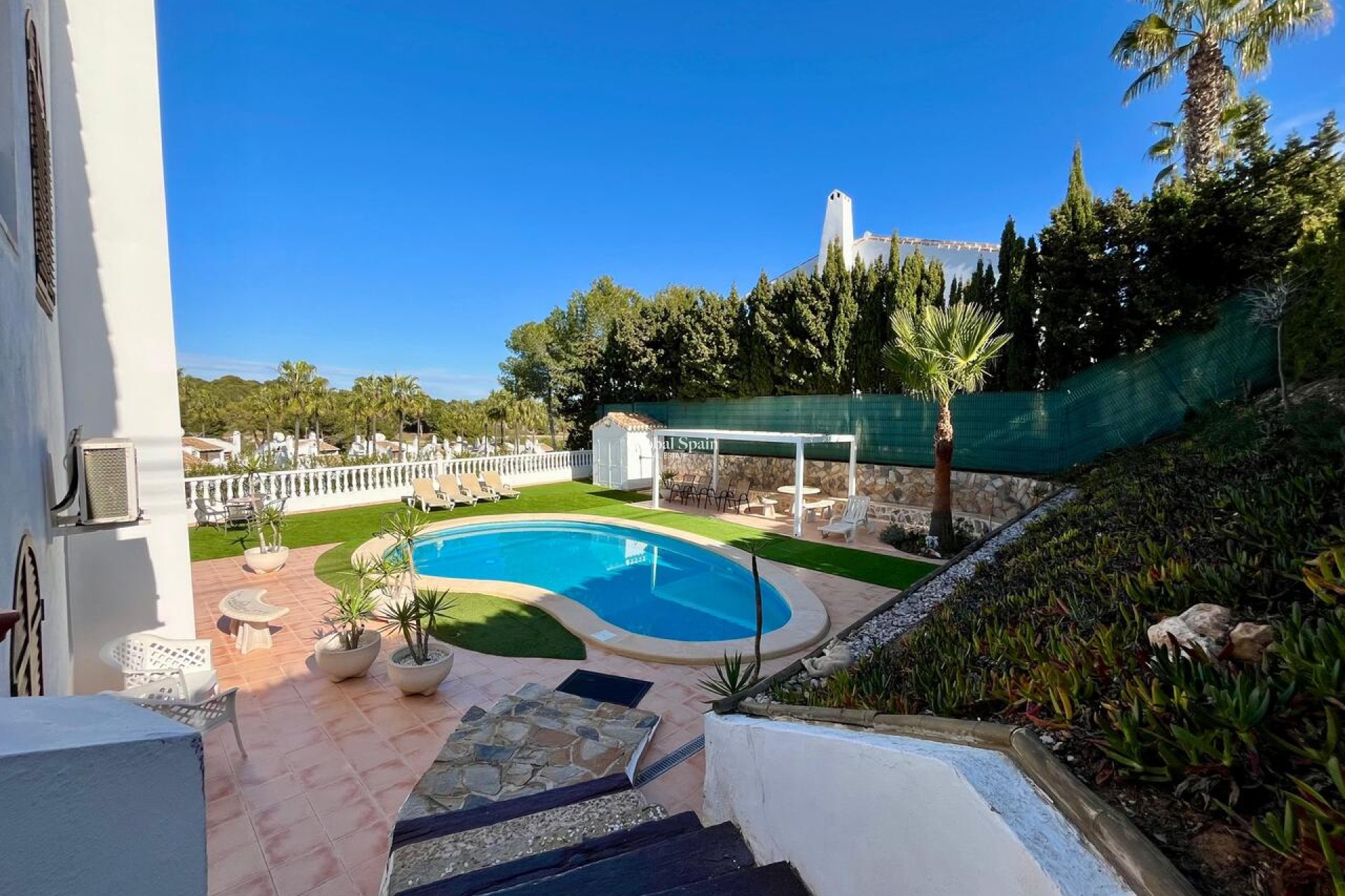 Wiederverkauf - VILLA -
VILLAMARTÍN - Costa Blanca