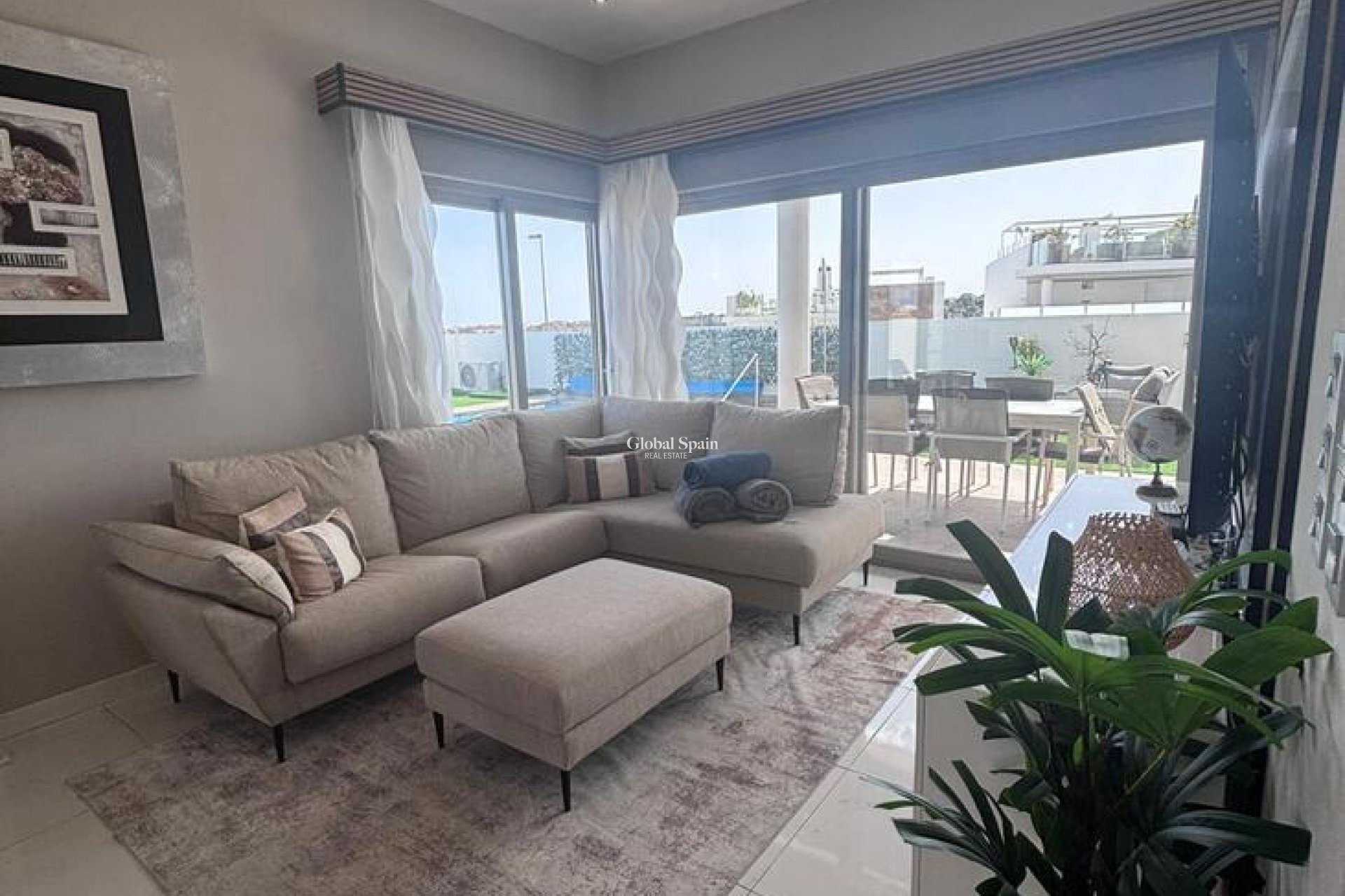 Wiederverkauf - VILLA -
VILLAMARTÍN - Costa Blanca