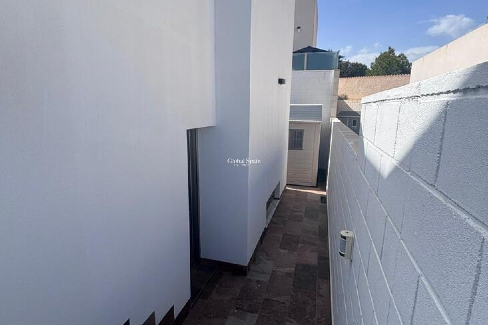 Wiederverkauf - VILLA -
VILLAMARTÍN - Costa Blanca