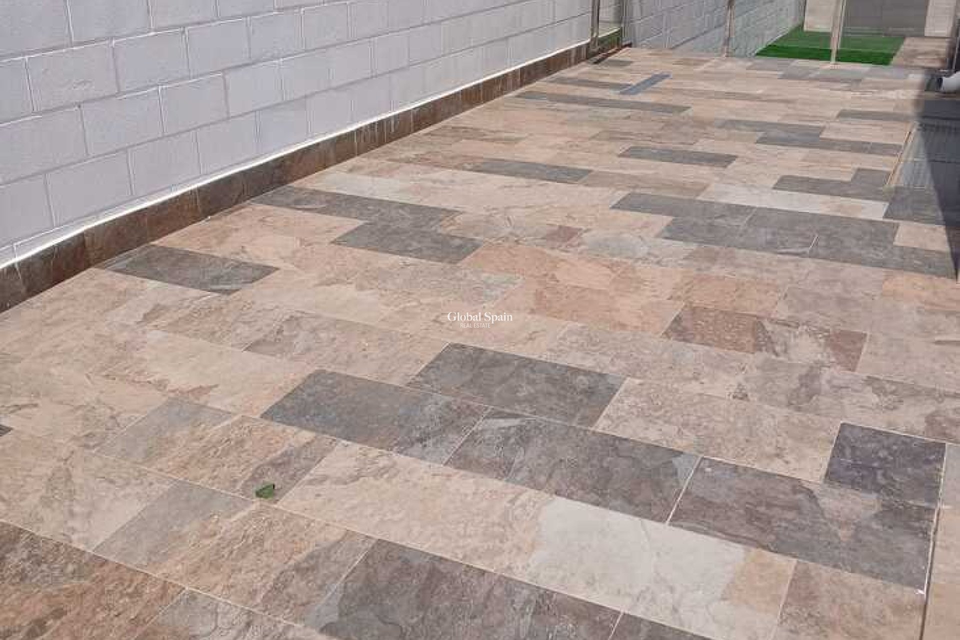 Wiederverkauf - VILLA -
VILLAMARTÍN - Costa Blanca