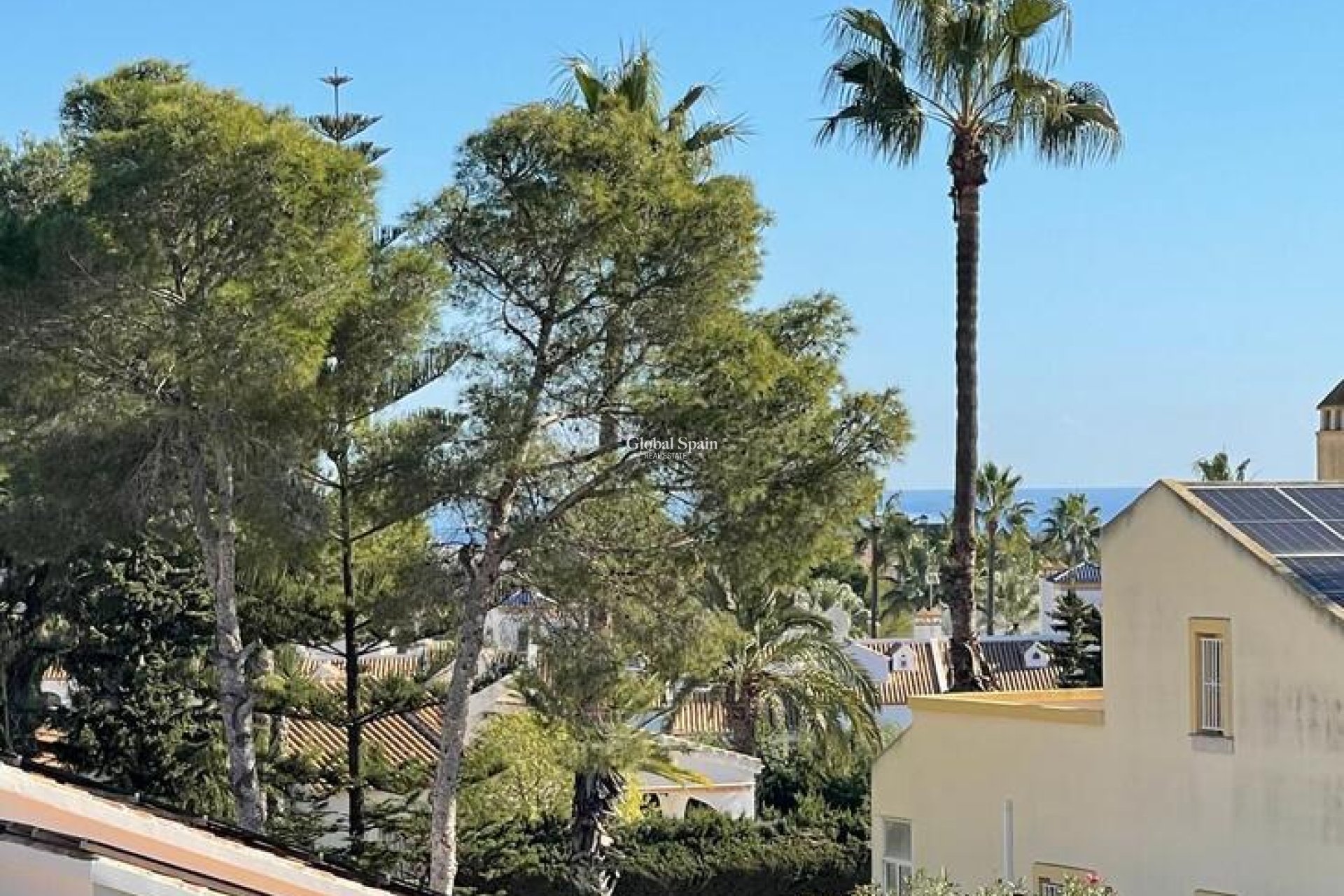 Wiederverkauf - VILLA -
VILLAMARTÍN - Costa Blanca