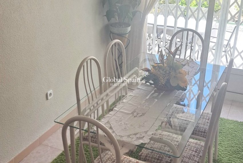 Wiederverkauf - VILLA -
VILLAMARTÍN - Costa Blanca