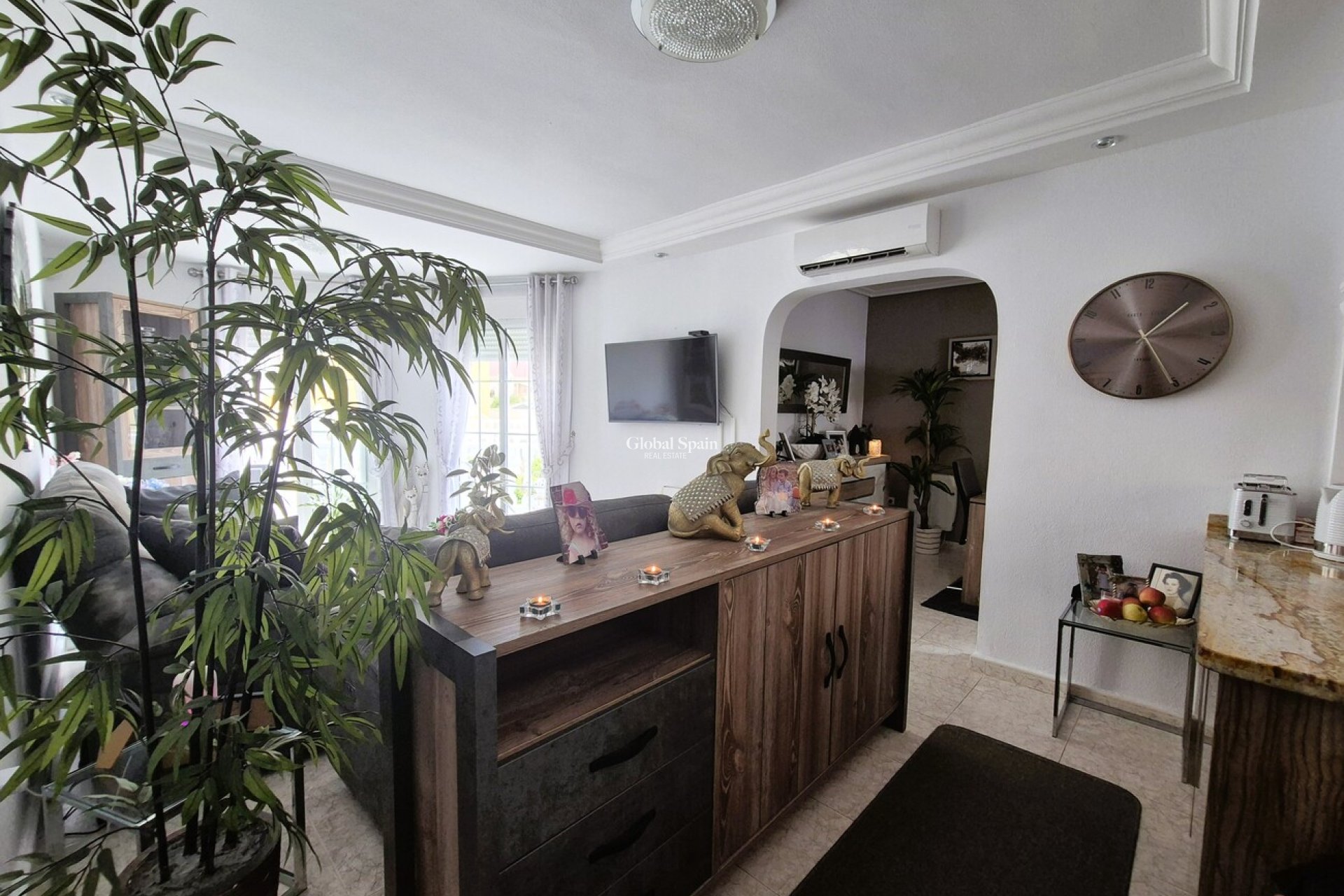 Wiederverkauf - VILLA -
VILLAMARTÍN - Costa Blanca