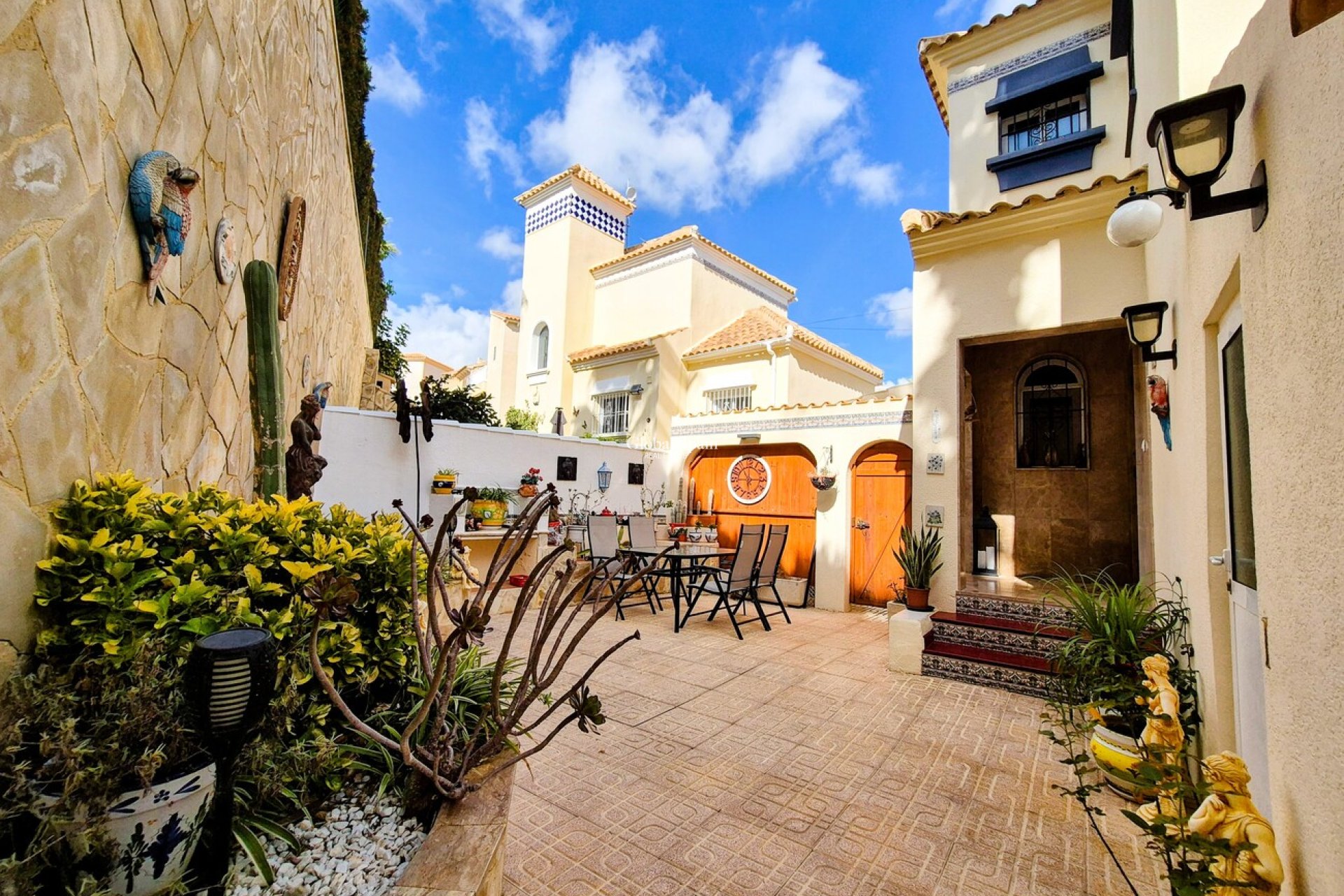 Wiederverkauf - VILLA -
VILLAMARTÍN - Costa Blanca