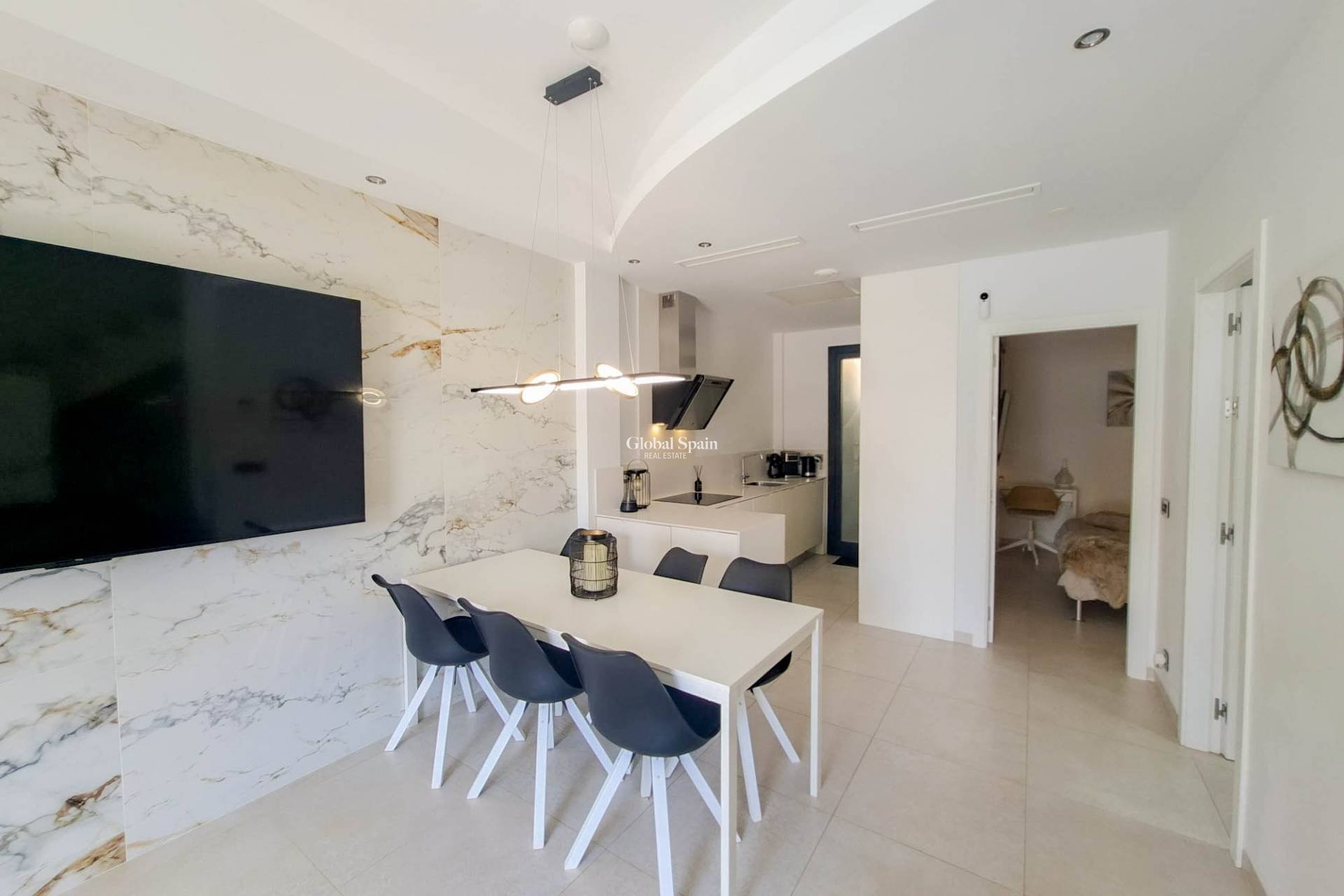 Wiederverkauf - VILLA -
VILLAMARTÍN - Costa Blanca