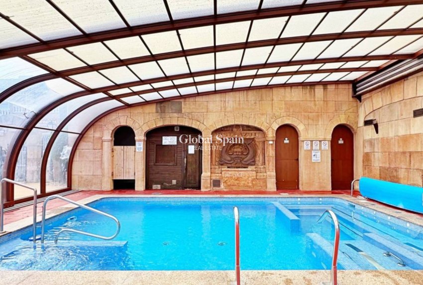 Wiederverkauf - VILLA -
VILLAMARTÍN - Costa Blanca