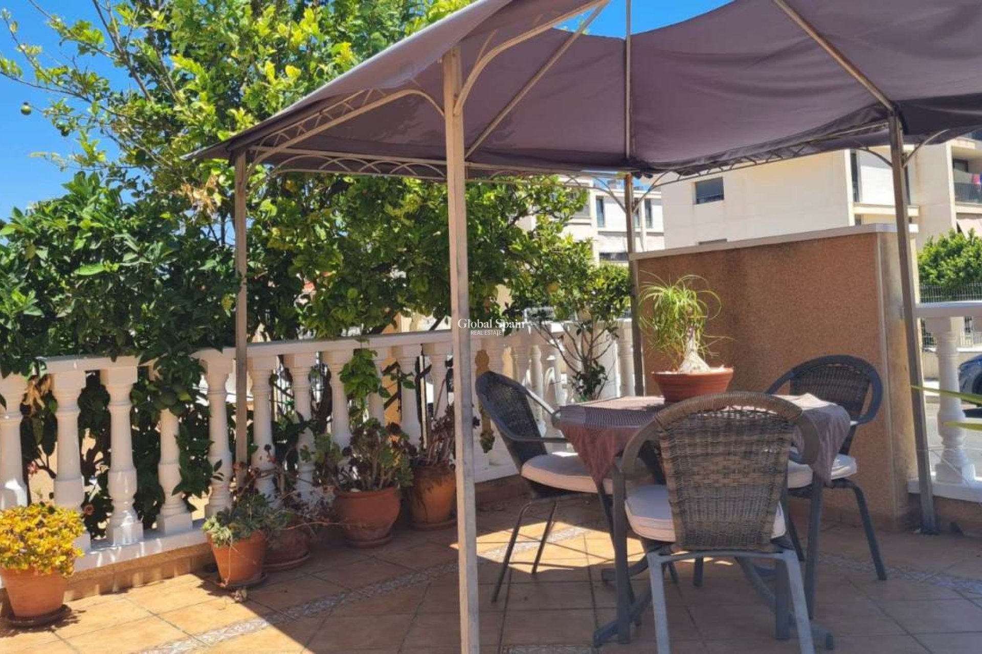 Wiederverkauf - VILLA -
VILLAMARTÍN - Costa Blanca