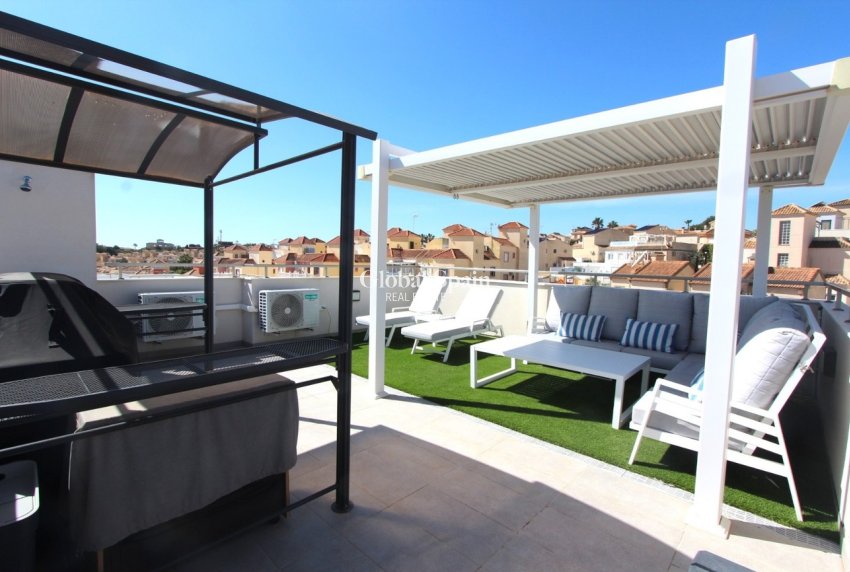 Wiederverkauf - VILLA -
VILLAMARTÍN - El Galan