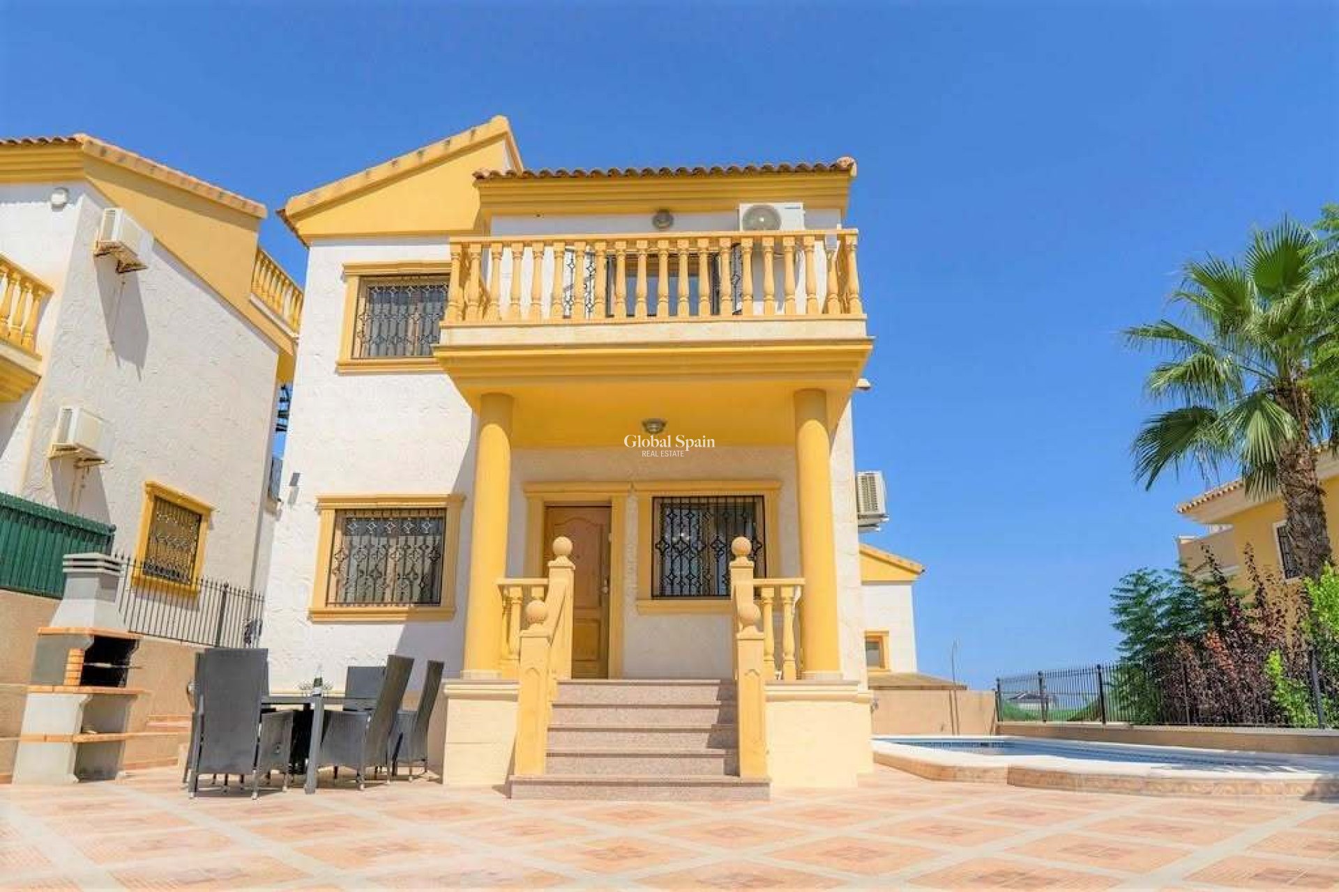 Wiederverkauf - VILLA -
VILLAMARTÍN - Las Filipinas