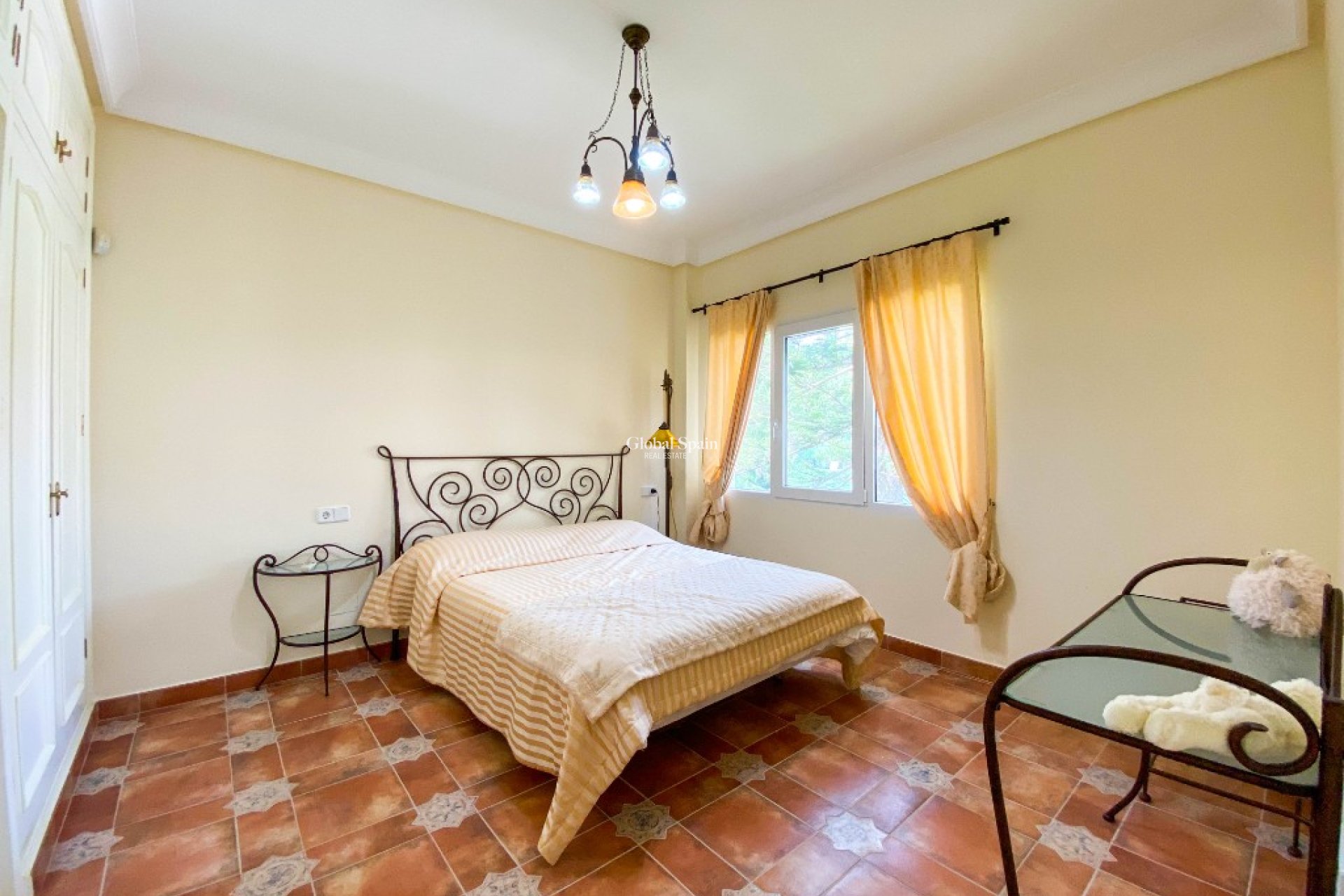 Wiederverkauf - Villa -
VILLAMARTÍN