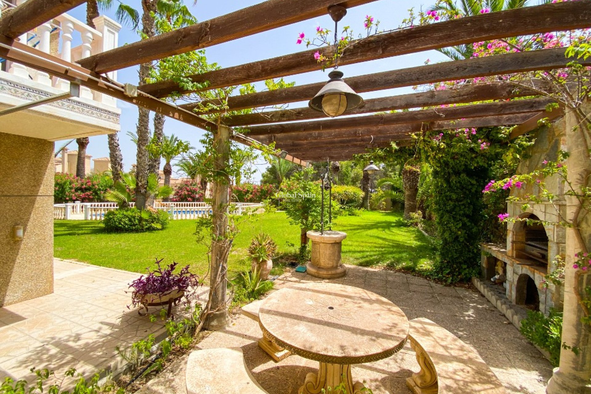 Wiederverkauf - Villa -
VILLAMARTÍN