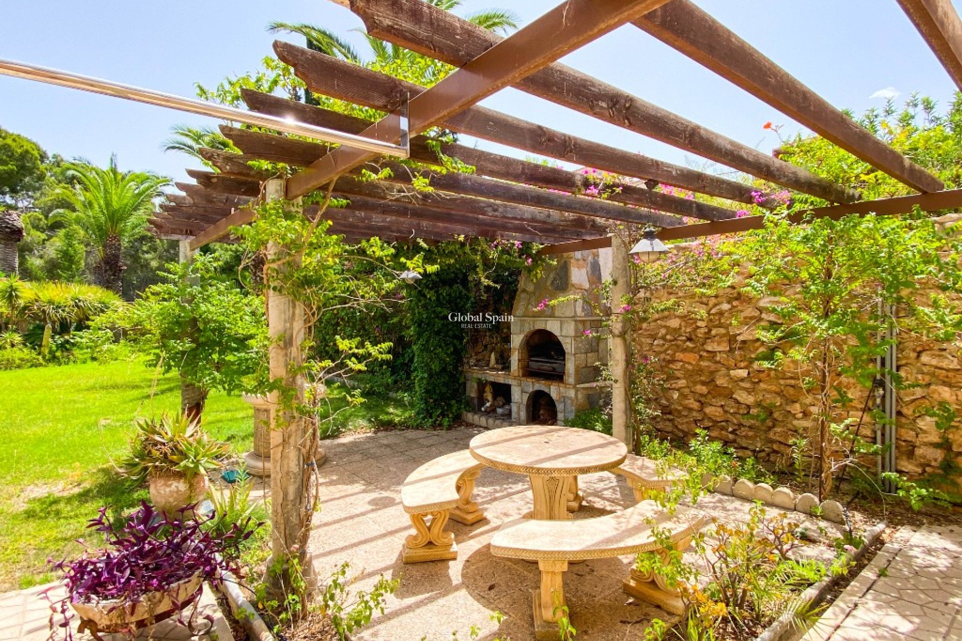 Wiederverkauf - Villa -
VILLAMARTÍN