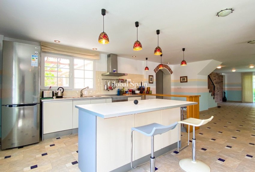 Wiederverkauf - Villa -
VILLAMARTÍN