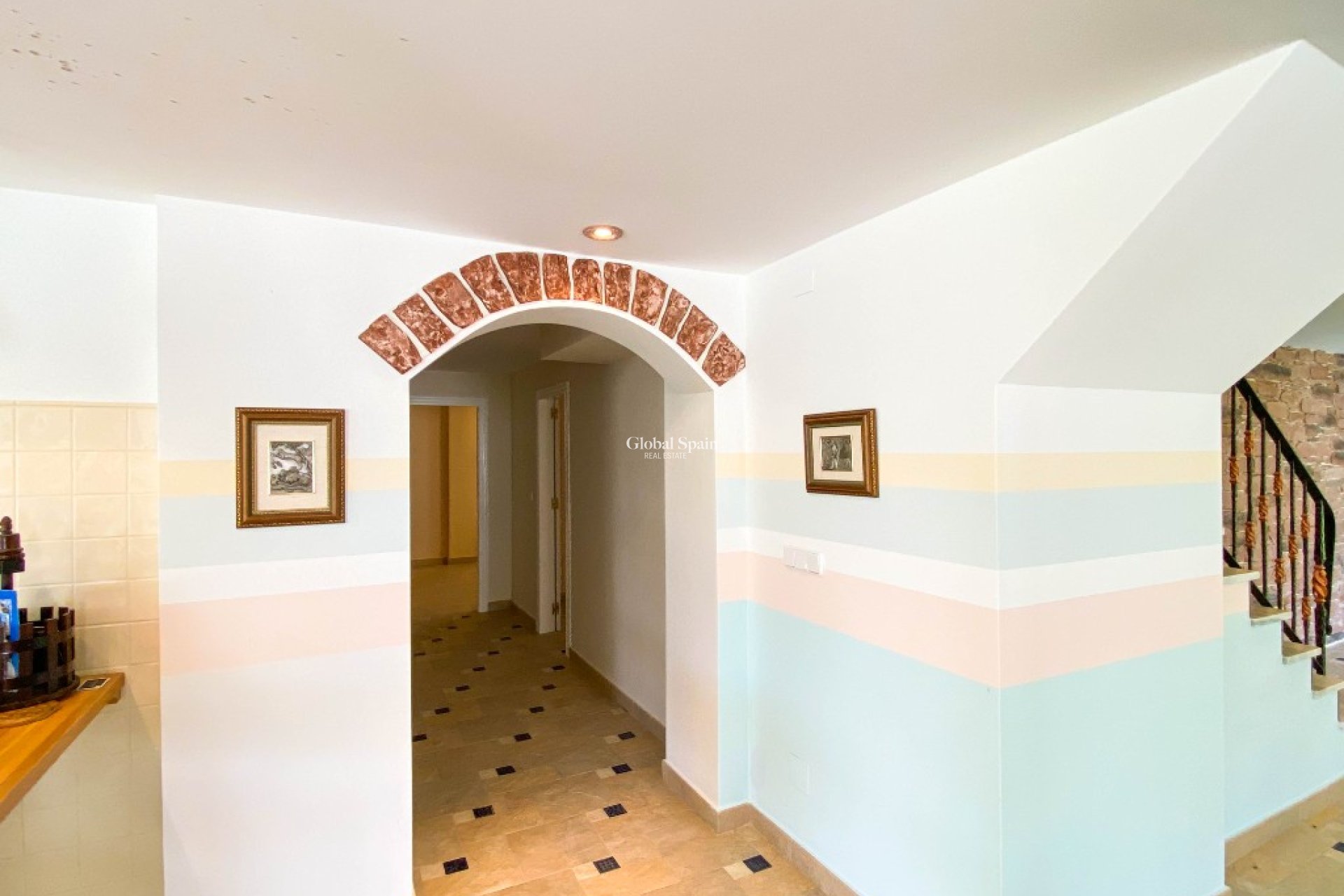 Wiederverkauf - Villa -
VILLAMARTÍN