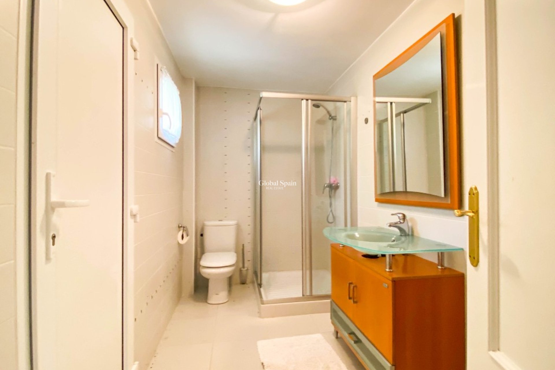 Wiederverkauf - Villa -
VILLAMARTÍN