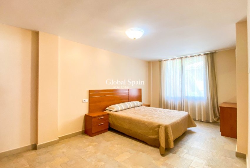 Wiederverkauf - Villa -
VILLAMARTÍN