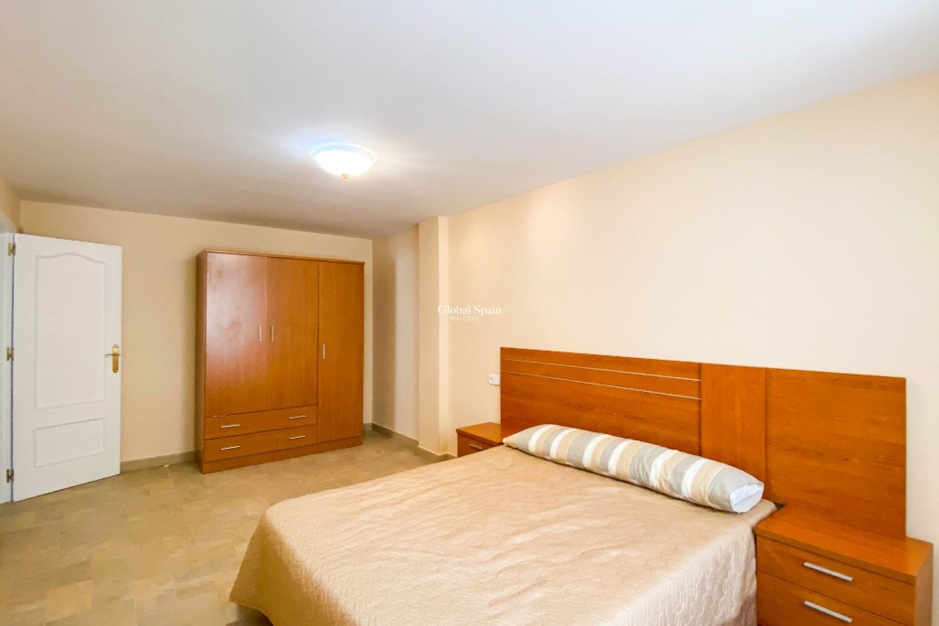 Wiederverkauf - Villa -
VILLAMARTÍN