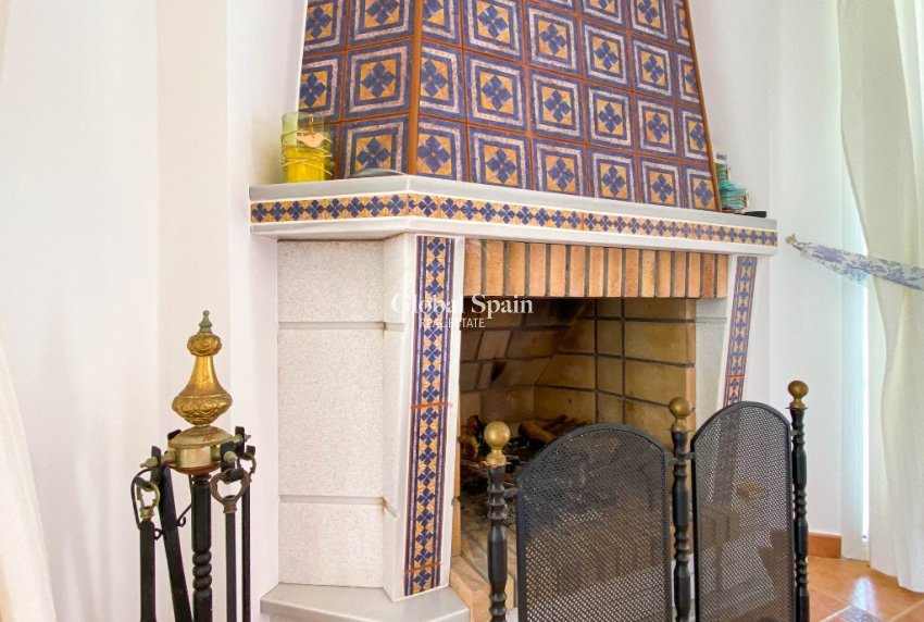 Wiederverkauf - Villa -
VILLAMARTÍN