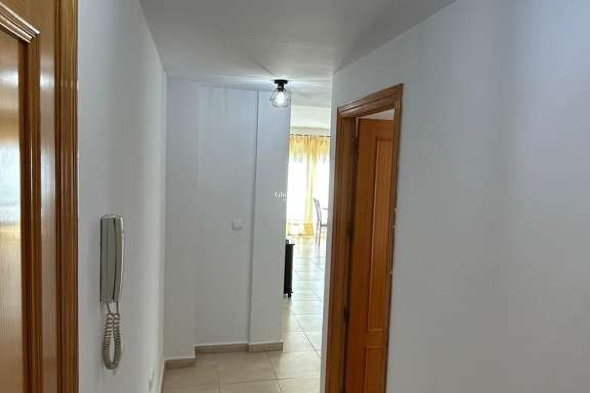 Wiederverkauf - WOHNUNG -
ALFAZ DEL PI