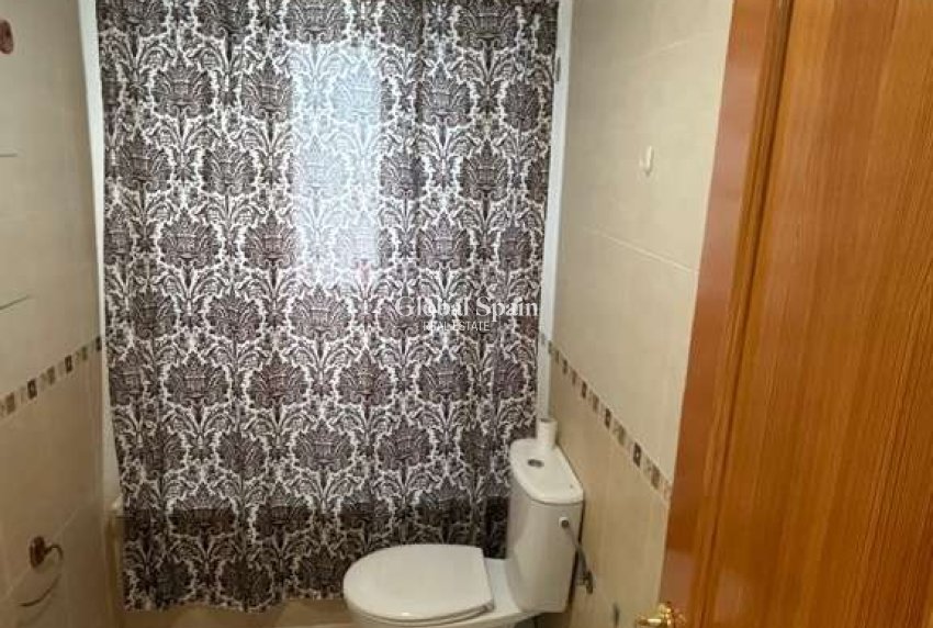 Wiederverkauf - WOHNUNG -
ALFAZ DEL PI