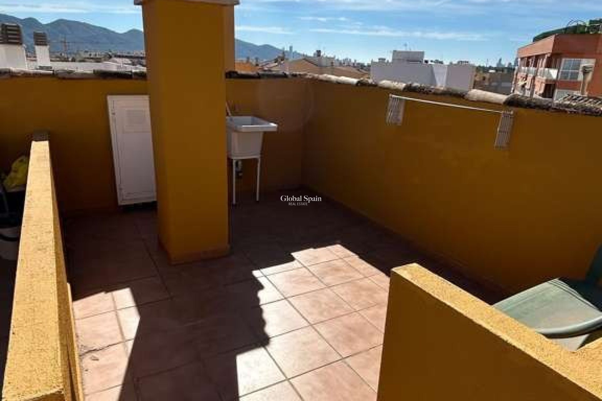 Wiederverkauf - WOHNUNG -
ALFAZ DEL PI