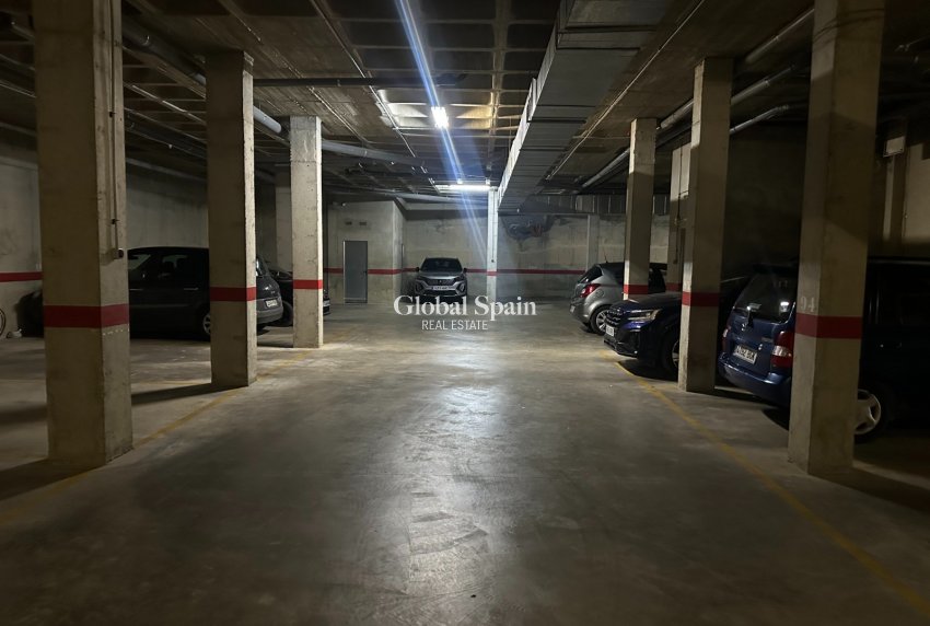 Wiederverkauf - WOHNUNG -
ALGORFA - Inland