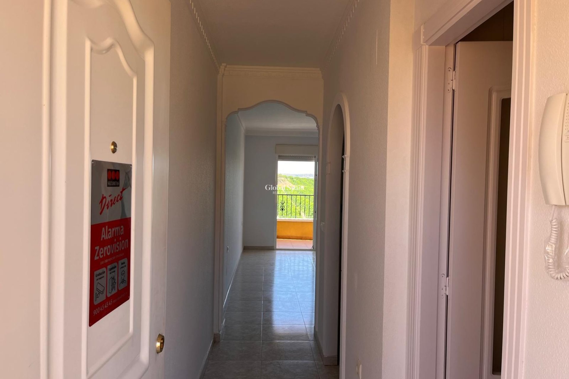 Wiederverkauf - WOHNUNG -
ALGORFA - Inland