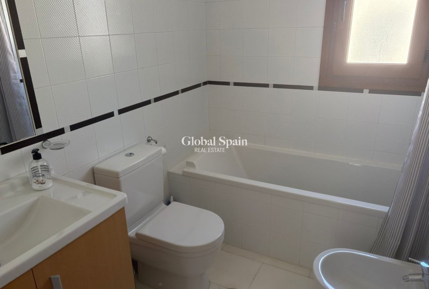 Wiederverkauf - WOHNUNG -
ALGORFA - LA FINCA GOLF / ALGORFA