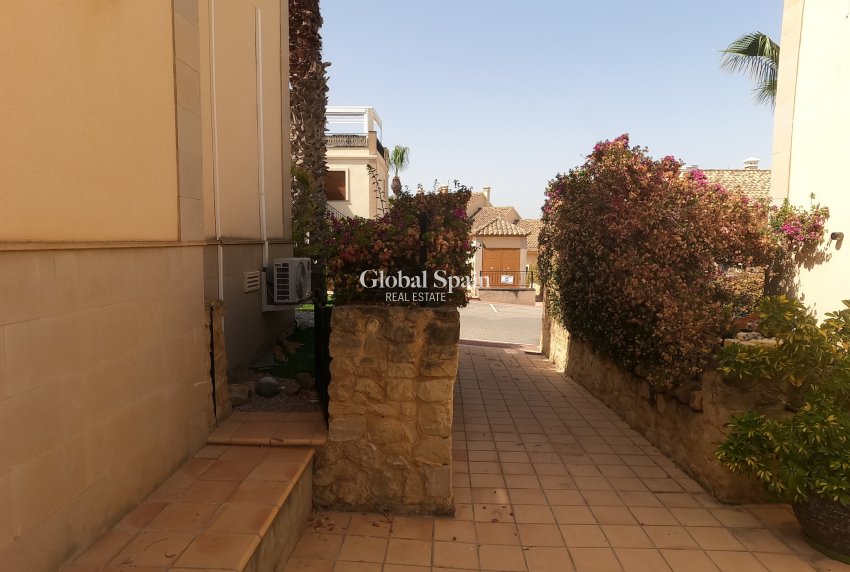 Wiederverkauf - WOHNUNG -
ALGORFA - LA FINCA GOLF / ALGORFA