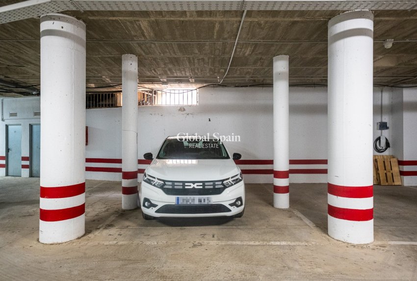 Wiederverkauf - Wohnung -
ALGORFA - Lo Crispin