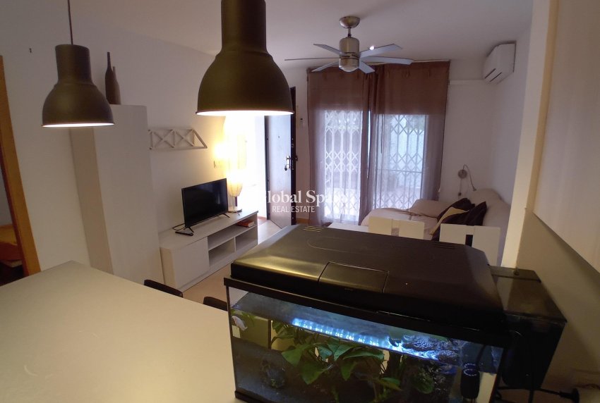 Wiederverkauf - WOHNUNG -
ALHAMA DE MURCIA