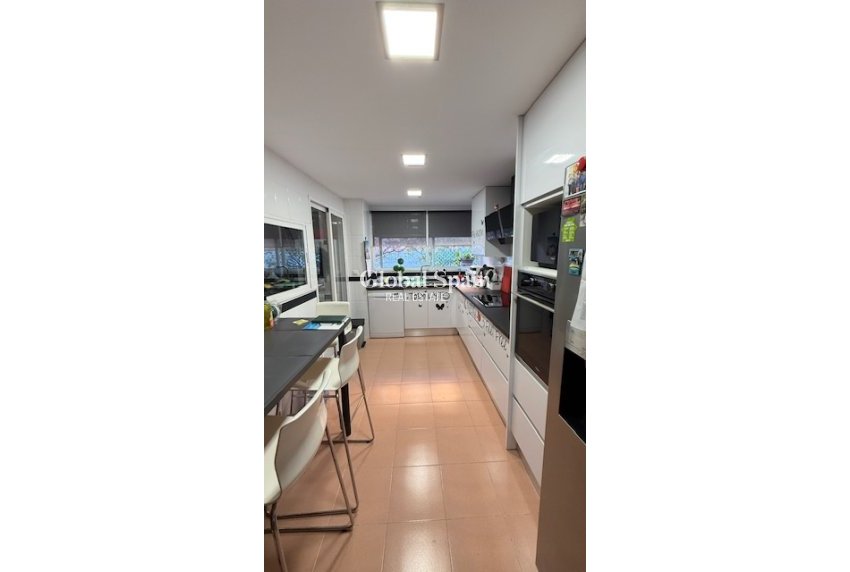 Wiederverkauf - WOHNUNG -
ALICANTE - Costa Blanca