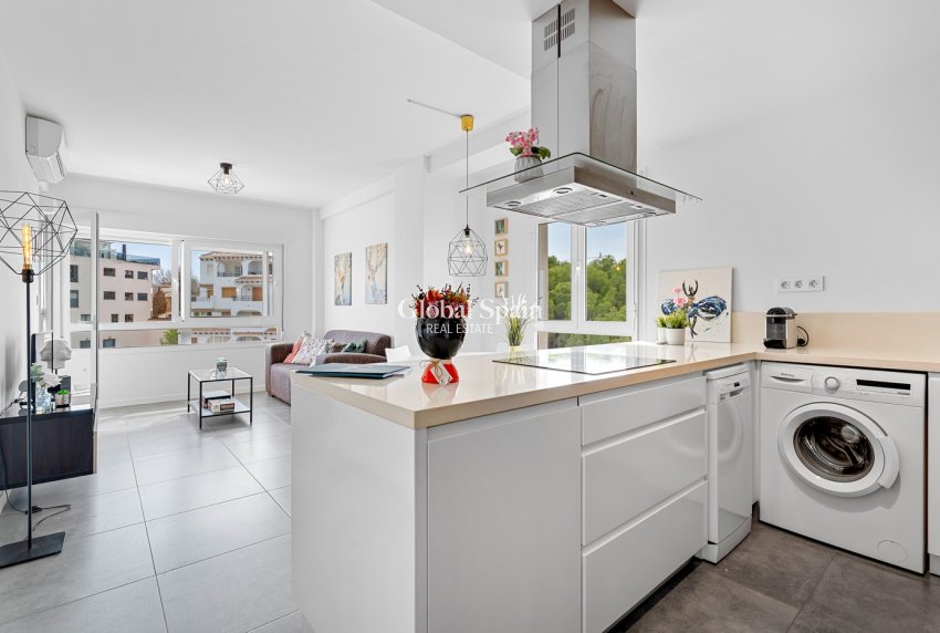 Wiederverkauf - WOHNUNG -
ALICANTE - Costa Blanca