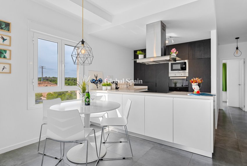 Wiederverkauf - WOHNUNG -
ALICANTE - Costa Blanca