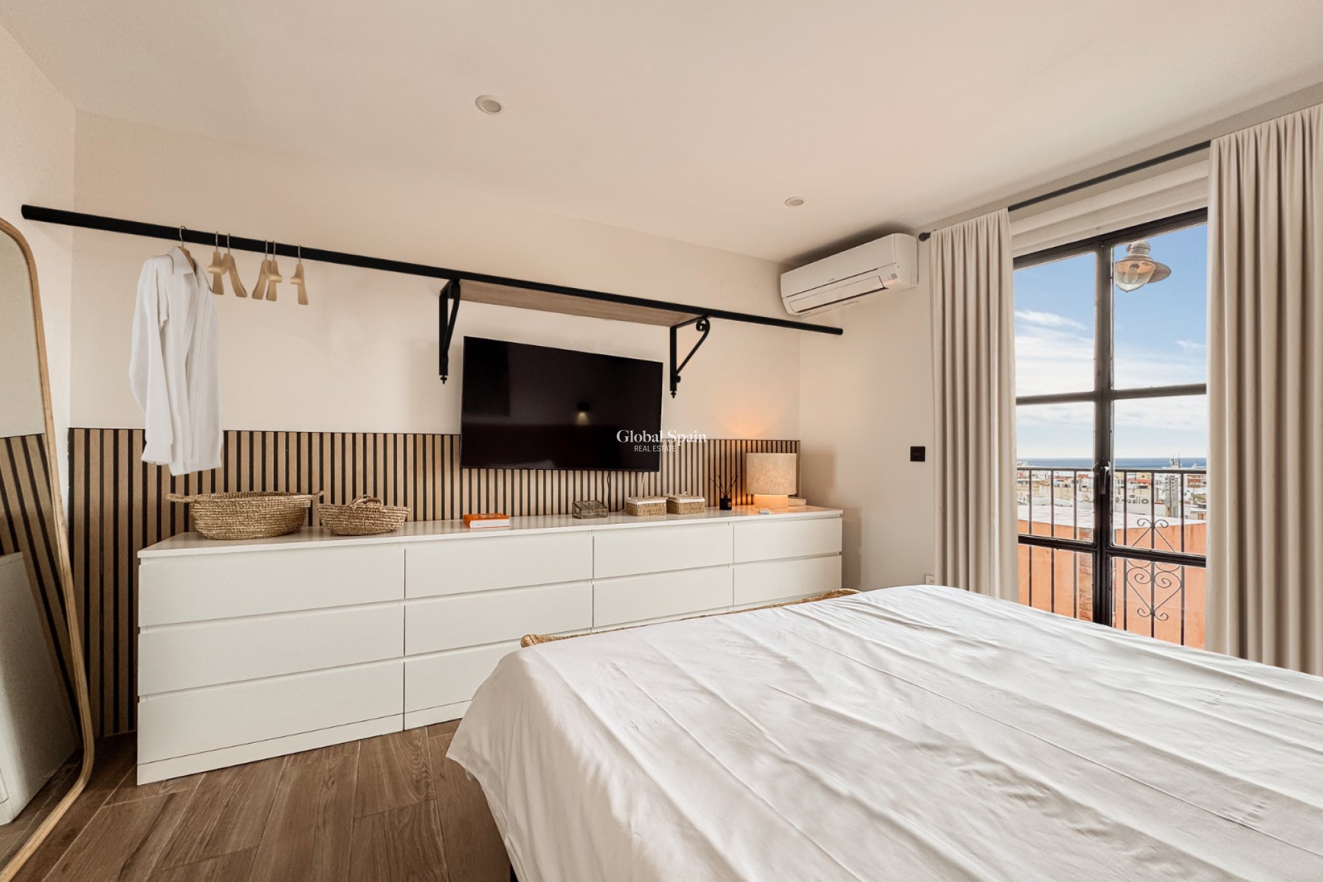 Wiederverkauf - WOHNUNG -
ALICANTE - Costa Blanca