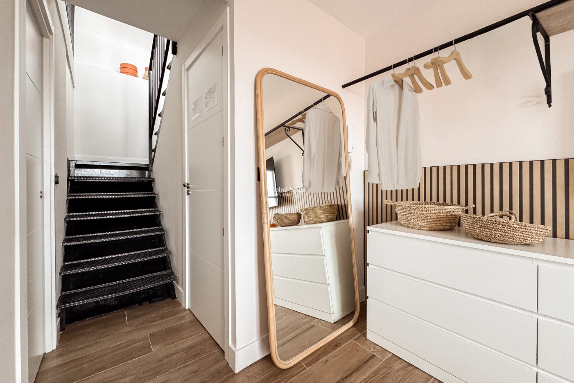 Wiederverkauf - WOHNUNG -
ALICANTE - Costa Blanca