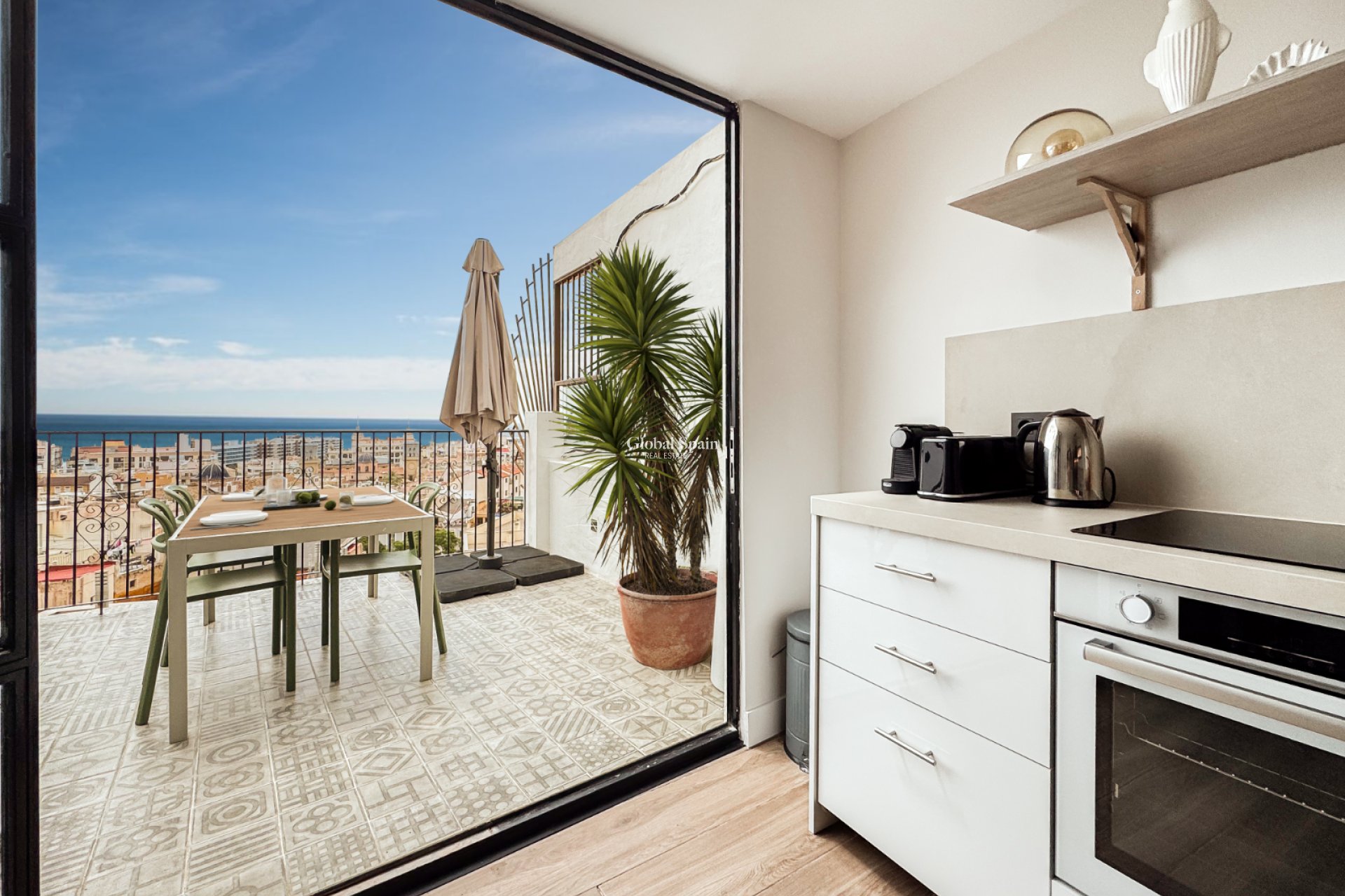 Wiederverkauf - WOHNUNG -
ALICANTE - Costa Blanca