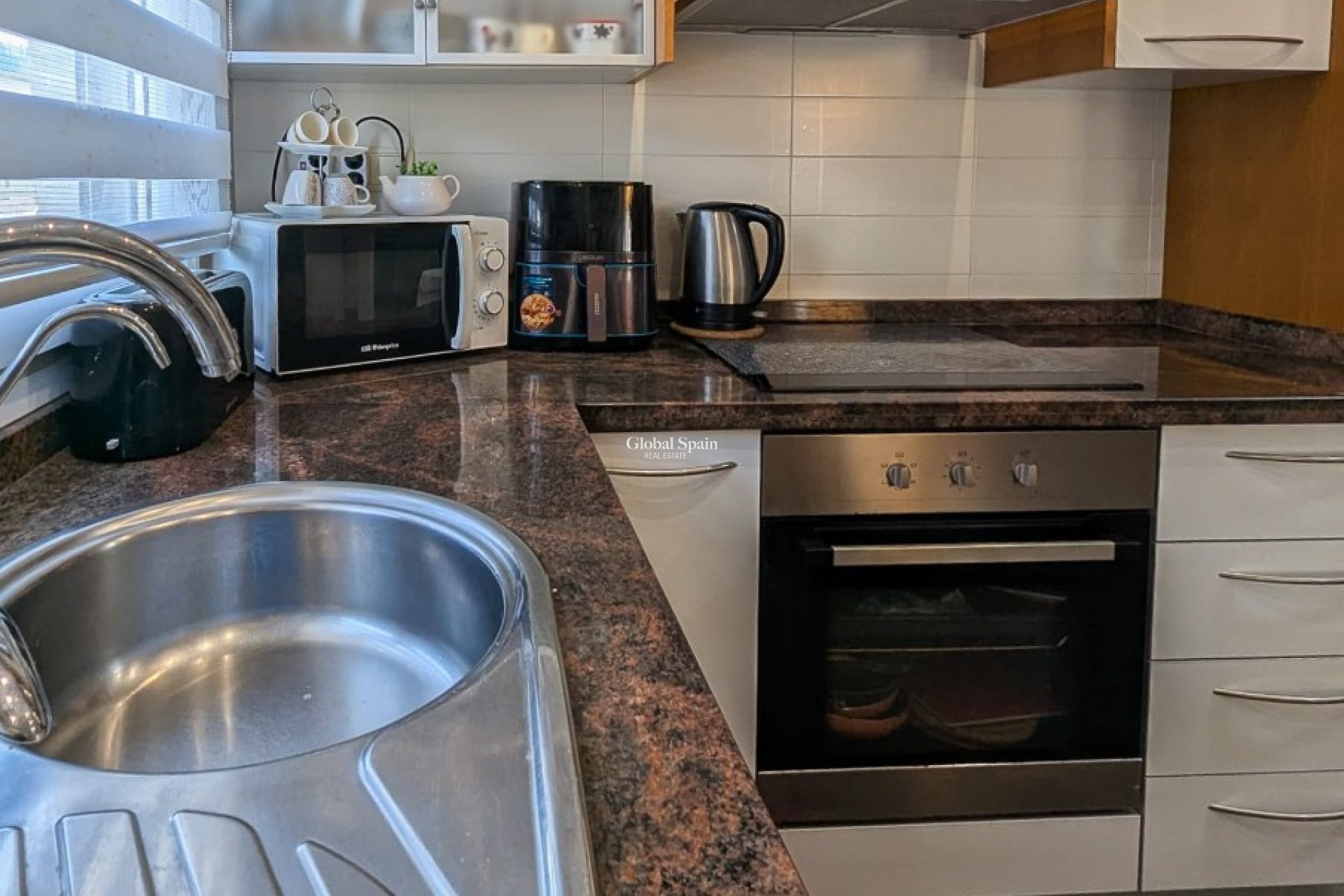 Wiederverkauf - WOHNUNG -
ALICANTE - El Campello