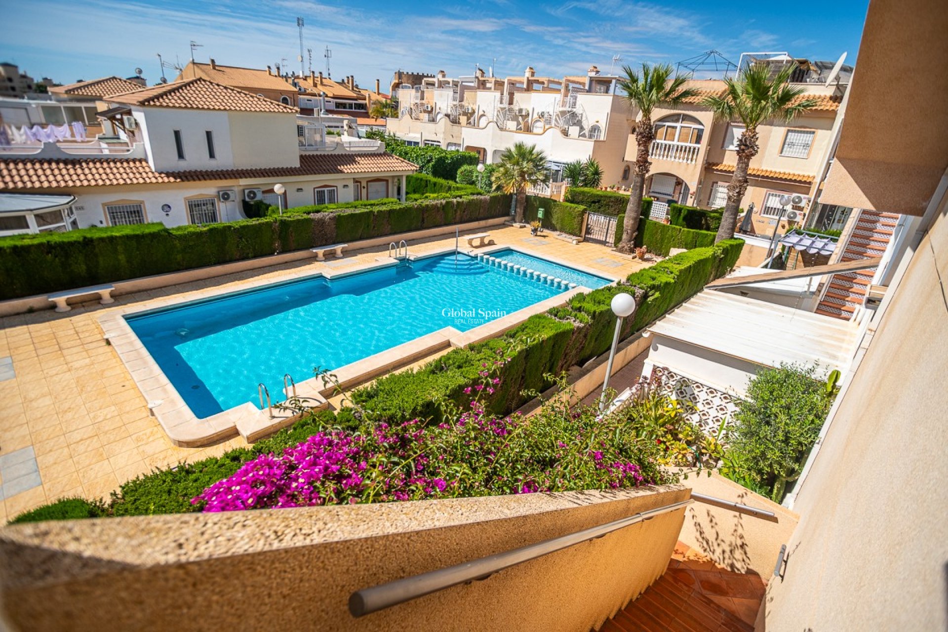 Wiederverkauf - WOHNUNG -
ALICANTE - La Florida