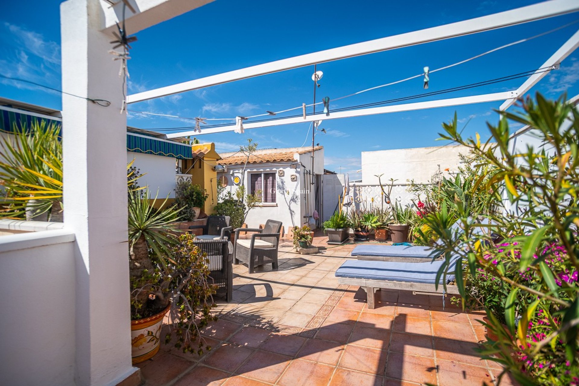 Wiederverkauf - WOHNUNG -
ALICANTE - La Florida