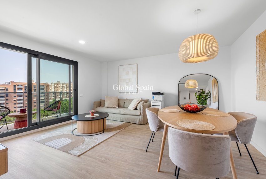 Wiederverkauf - Wohnung -
ALICANTE - San Agustín-PAU 2