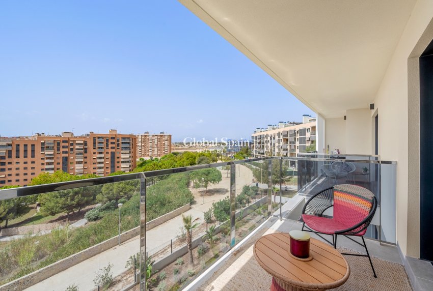 Wiederverkauf - Wohnung -
ALICANTE - San Agustín-PAU 2