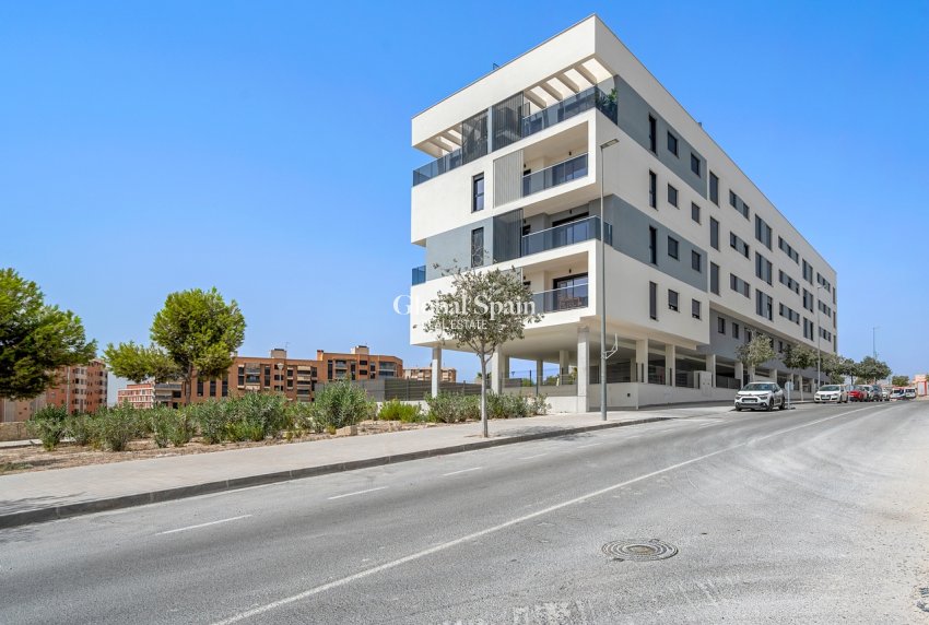 Wiederverkauf - Wohnung -
ALICANTE - San Agustín-PAU 2